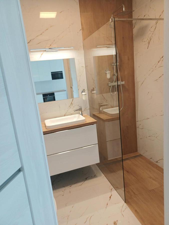 Ajp Nova3 Lux Apartament Štetín Exteriér fotografie